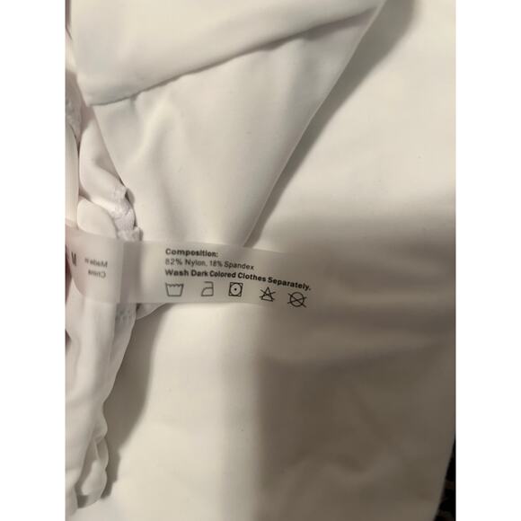 NWT Zaful Women's Two Piece White Swimsuit Bikini Ties Halter Size Medium/6 - Picture 6 of 7